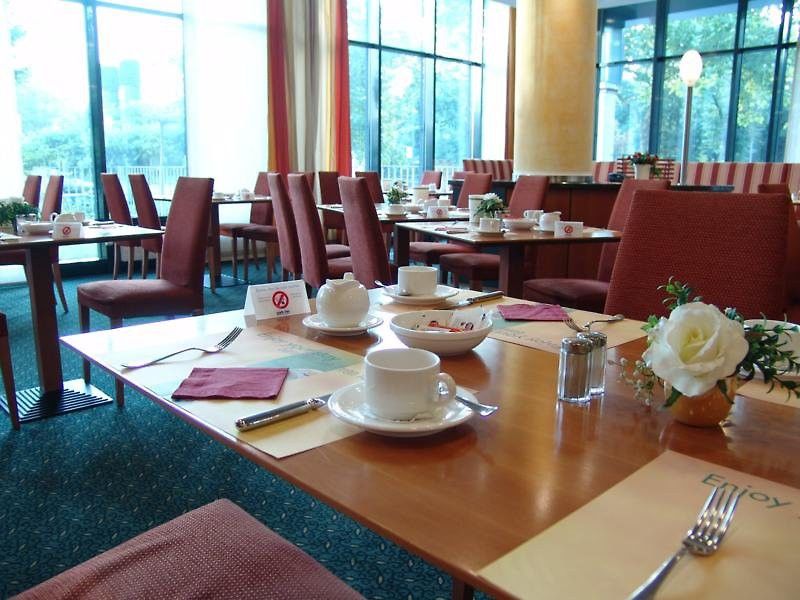 Best Western Plus Hotel Koeln City Buitenkant foto